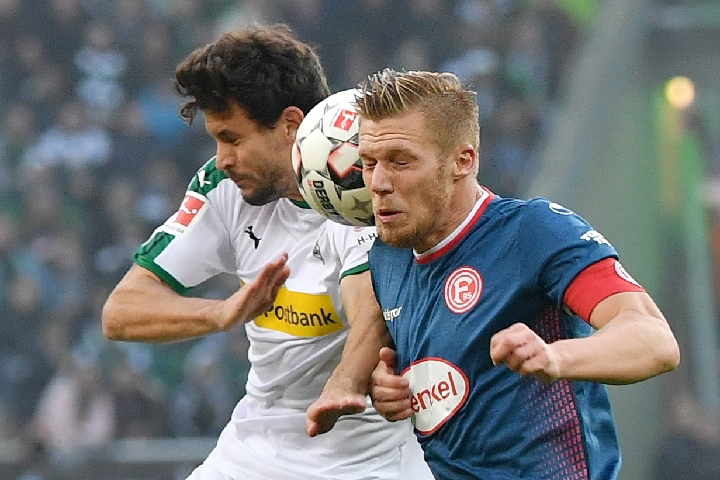 独造三球！官方：哈兰德当选曼城3-0西汉姆联最佳球员（哈兰德包办三球，官宣当选曼城3-0西汉姆之战全场最佳）