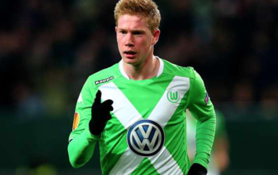 南安普顿不敌普雷斯顿后，后卫内森-伍德与本队球迷发生口角